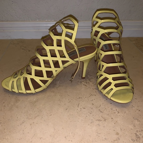 Yellow Steve Madden Heels - Picture 4 of 8